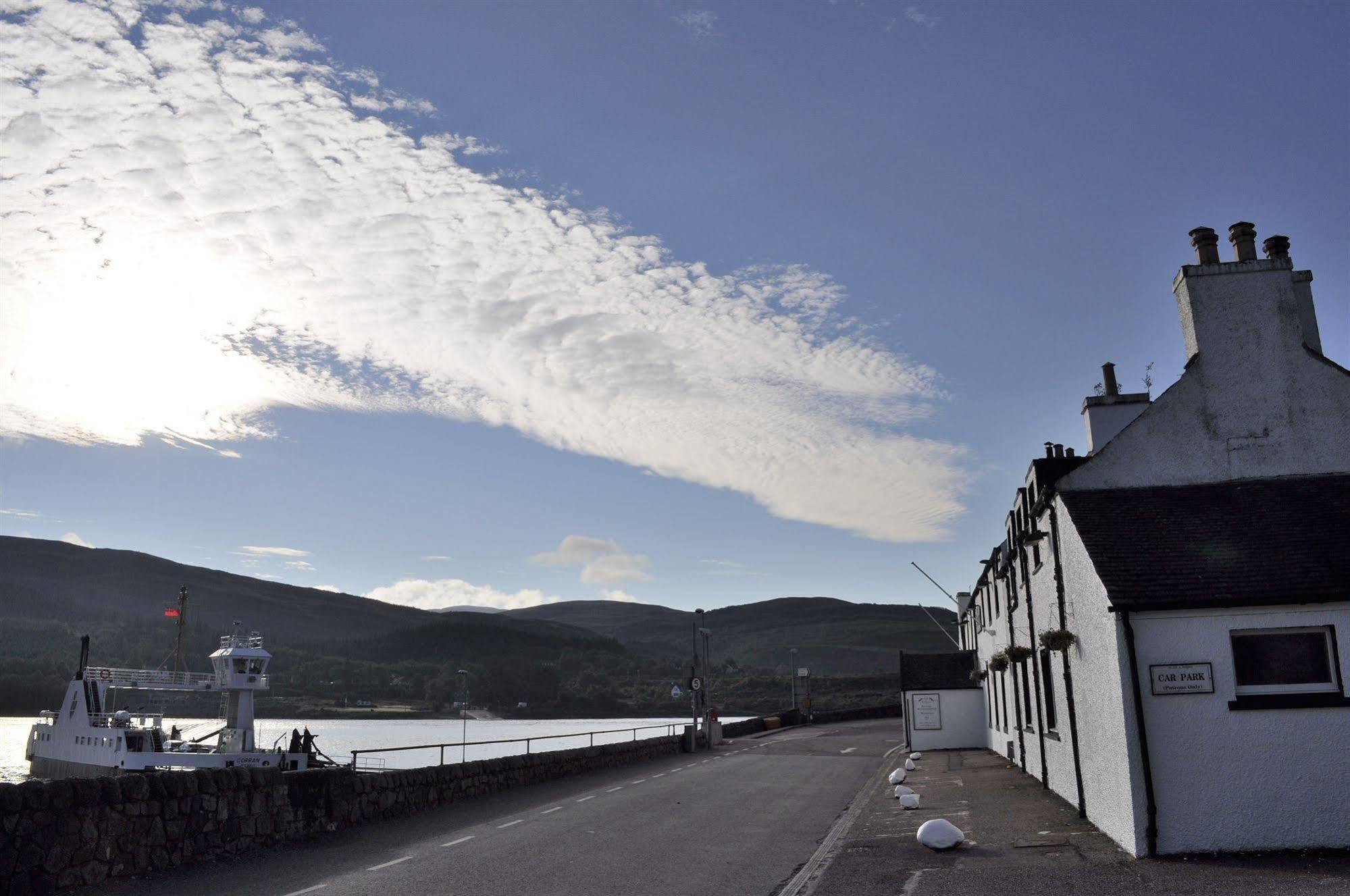 Inn At Ardgour Onich Eksteriør billede